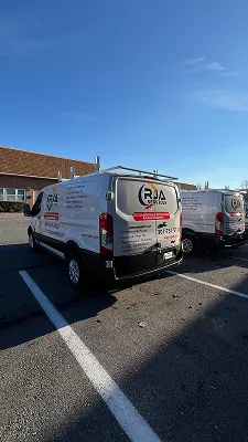 Wrap vehicular para RJA Services, foto 10.